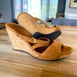 BUNDLE & SAVE! Comfortable UGG wedges size 7.5 suede & cork